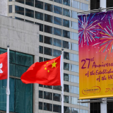 香港街头喜庆气氛日渐浓厚
